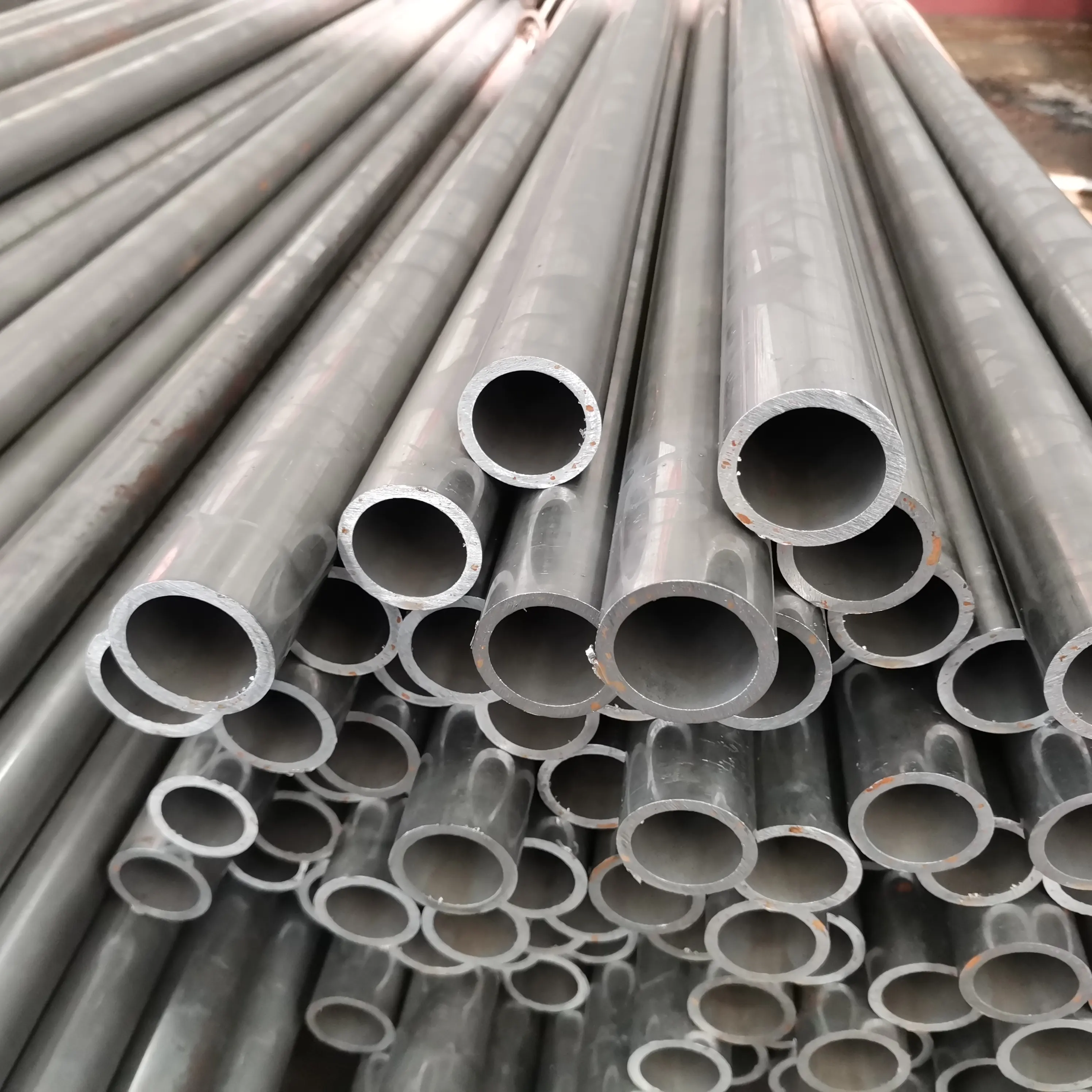 Cold Finished SAE1045 BK Precision Seamless Steel Tube