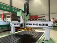 Router CNC ATC 1325 para trabajar la madera, con cambiador de brocas, para cortar y grabar puertas de gabinetes, MDF y madera contrachapada
