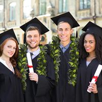 Collier Hawaïen Maile Lei en Soie Blanche Tuberose et Noix de Kukui pour la Cérémonie de Remise des Diplômes de la Classe de 2026 (Collège et Lycée)