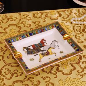 Cendrier à cigares en céramique carré de luxe moderne avec logo personnalisé pour une utilisation d'hôtel Grand design de personnalité 19,5x19,5x3,7 cm - Product Image 1