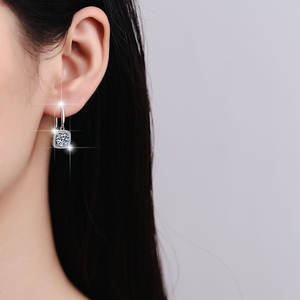 Koreaanse stijl damesmode eenvoudige moissanite ronde briljant geslepen elektrolytisch vergulde oorbel studs groothandel grensoverschrijdend - Product Image 3