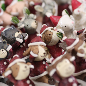Creative Zakka Christmas Resin Ornaments Santa Shape Mini Animal Figurines For Desktop Car Home Decor Matte Finish - Product Image 1