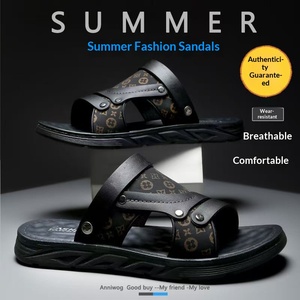 Nouvelles tongs classiques pour hommes 2026, style extérieur, semelle épaisse antidérapante et résistante à l'usure, couleur unie - Product Image 5