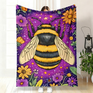 Manta de Franela con Diseño Floral de Abejas, Reversible, Cálida y Acogedora para Dormitorio o Sala de Estar, Impresión Personalizada, Venta al Por Mayor - Product Image 1