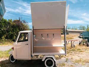 2026 Street Sale Philippines Food Tricycle Pizza Truck Mobile Kitchen Ape Ice Cream Hot Dog Beer Bar Food Cart Hoshine - Product Image 6