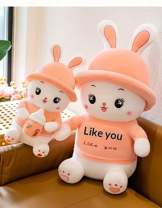 Peluche Coniglio Cyber Red Bottle per Bambine, Cuscino per Dormire con Imbottitura in Cotone PP e Confezione in Rete - Product Image 2