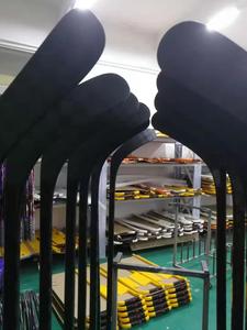 Tùy chỉnh siêu nhẹ sợi Carbon Pro tùy chỉnh 375g/395g/420g/450g vật liệu carbon 100% carbon Băng khúc côn cầu - Product Image 5