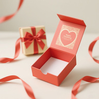 Boîte en carton pour bijoux Magenta Gif avec doublure éponge Lot de coton inséré pour le stockage et la présentation