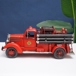 Nuevo y Adorable Modelo <span class=keywords><strong>de</strong></span> Camión <span class=keywords><strong>de</strong></span> <span class=keywords><strong>Bomberos</strong></span> <span class=keywords><strong>de</strong></span> Metal Rojo Vintage, Adorno Navideño, Regalos <span class=keywords><strong>de</strong></span> Navidad para Niños, <span class=keywords><strong>Juguete</strong></span>, Decoración <span class=keywords><strong>de</strong></span> Mesa, Juguetes Infantiles - Product Image 3