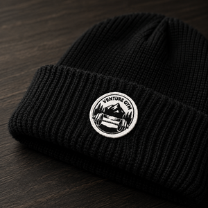 Servicio de Logotipo Personalizado, Gorro de Punto con Parche de Cuero Bordado OEM, Gorro de Invierno al por Mayor de Fábrica, Alta Calidad, MOQ Bajo - Product Image 3