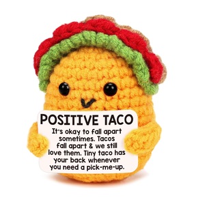 Mini animaux en crochet amusants en forme de tacos émotionnels, cadeaux de Noël et d'anniversaire pour femmes, mamans, filles, sœurs, amies - Product Image 1