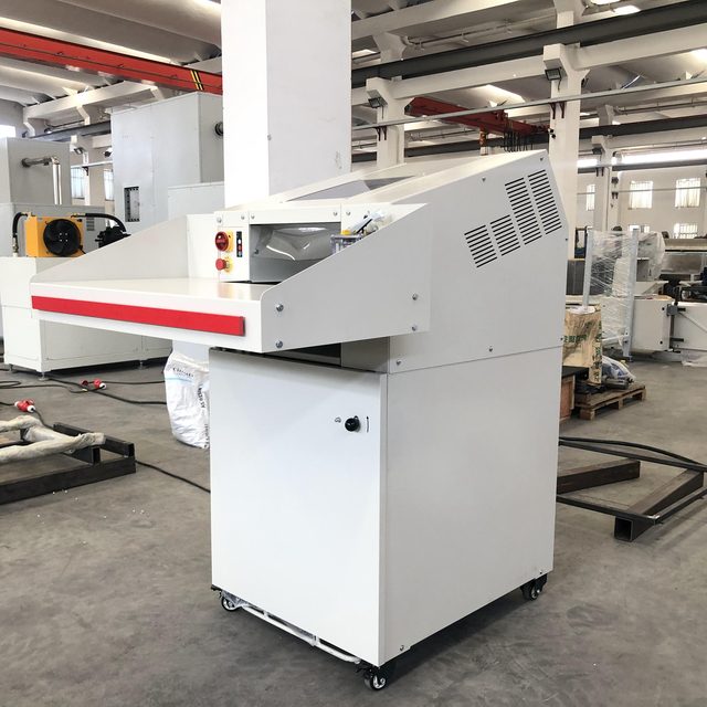 Innovative Mobile Phone Computer Screen Crusher Machine for Recycling in Industrial Construction Industries Motor Core Component