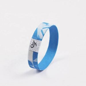 Bracelet de sport en silicone personnalisé avec logo imprimé, cadeau promotionnel, souple, durable, imperméable, coloré - Product Image 3