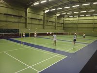 Conception moderne préfabriquée cadre en acier salle de sport stade terrain de football salle de sport centre pour bâtiment public