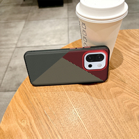 Étui de protection arrière en cuir PU mat avec texture en fibre de carbone de luxe pour OnePlus 15T 13T 13S