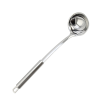 Cuillère à soupe louche de cuisine en acier inoxydable robuste et brillant de haute qualité