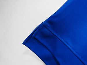 เสื้อฟุตบอลเยือน ยูเวนตุส ปี 1999/00 สีน้ำเงิน - เสื้อแฟนคลับสไตล์วินเทจย้อนยุค - Product Image 4