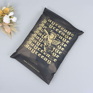 Pochettes recyclées personnalisées avec propre logo sacs en <span class=keywords><strong>plastique</strong></span> d'emballage de vêtements d'expédition de vêtements givrés sac à fermeture éclair givré noir Poly - Product Image 2