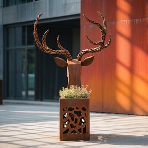 Sculpture de tête de cerf en acier Corten avec jardinière intégrée, statue de cerf creuse en acier patiné pour aménagement paysager - Product Image 3