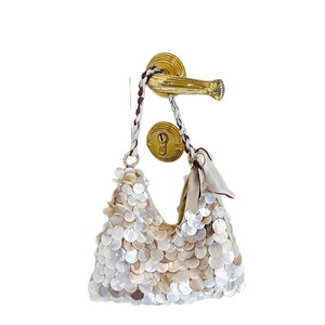 Pochette de soirée élégante en acrylique tissé, ornée de perles et de sequins, confectionnée à la main, design de niche français, en polycoton - Product Image 6