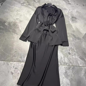 ชุดลำลองสไตล์ตะวันออกกลาง ผ้าซาตินประดับดอกไม้ เสื้อผูกโบว์ กระโปรงทรงเอ ชุดเซ็ต 2 ชิ้น แฟชั่นสำหรับผู้หญิง - Product Image 4