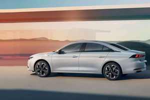 Peugeot <span class=keywords><strong>508</strong></span> <span class=keywords><strong>Berlina</strong></span> 1.8T Automatica con Motore a Benzina Turbo, Guida a Sinistra, Luci Diurne a LED, Auto Nuova/Usata - Product Image 2