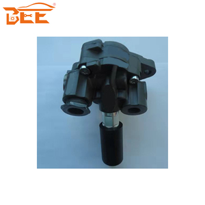 Pompa Carburante per Motore Diesel 1532664 0440020130 0440020071 per Camion SCANIA Serie P/<span class=keywords><strong>G</strong></span>/R/T - Product Image 4