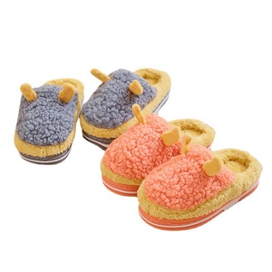 Pantuflas Infantiles de Algodón con Diseño de Ciervo de Dibujos Animados, Lindas Pantuflas de Interior para Niños, Cálidas, Resistentes al Desgaste, de Felpa - Product Image 5
