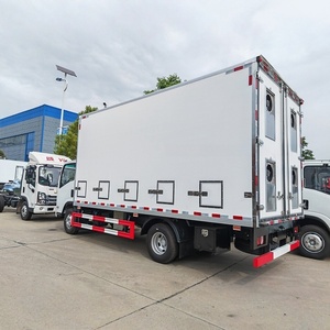Camión de Transporte de Pollitos de 6.2M de ISUZU, Venta Directa de Fábrica, Camión Manual para el Transporte de Pollitos Vivos - Product Image 4