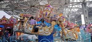 Prezzo di fabbrica Crazy Venice Spaceship Spinning Carnival Top Rides <span class=keywords><strong>In</strong></span> <span class=keywords><strong>vendita</strong></span> Made <span class=keywords><strong>In</strong></span> China - Product Image 3