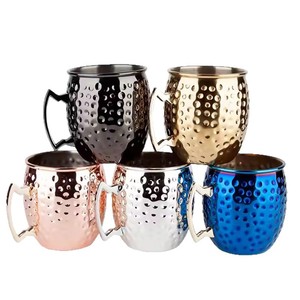 Mug à Moscow Mule en cuivre martelé sur mesure avec passoire à cocktail en acier inoxydable, pour bière et cocktails - Product Image 5