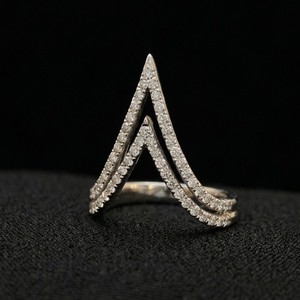 แหวนเพชรแพลทินัม 950 สำหรับผู้หญิง เครื่องประดับงานแต่งงานแบบคลาสสิก ของขวัญสุดหรู - Product Image 1