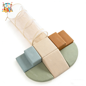 Equipo de Juegos para Interiores, Divertido Set de Juego para Escalar, Túnel para Gatear y Bloques de Escalada de Cuero PU para Niños Pequeños de 1 a 3 Años - Product Image 2