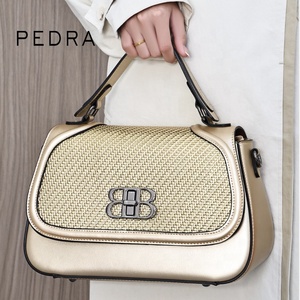 <span class=keywords><strong>Sac</strong></span> à main carré rétro, design de niche élégant, <span class=keywords><strong>sac</strong></span> <span class=keywords><strong>bandoulière</strong></span> simple et décontracté, vente en gros d'usine, <span class=keywords><strong>sac</strong></span> à main pour femme - Product Image 6
