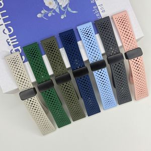 Correa de Reloj de Silicona Transpirable y Perforada con Hebilla Magnética Plegable de 20mm 22mm, Correa Deportiva Compatible con Relojes Inteligentes Huawei - Product Image 2