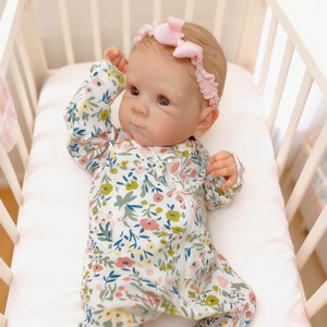 Muñecas Reborn de 48 cm (19'') Estilo Verano con Cuerpo de Vinilo y Silicona para Niñas, Muñeca Reborn de Silicona Realista de 19 Pulgadas - Product Image 2