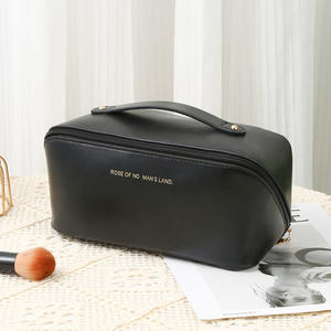 Nouveauté : Trousse de Maquillage en Cuir PU de Haute Qualité avec Fermeture Éclair, Motif Lettres, Trousse de Voyage Portable Grande Capacité, Imperméable - Product Image 4