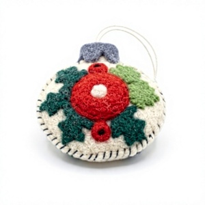 Handmade Eco-Friendly Wool Felt Round <b>Christmas</b> <b>Tree</b> Ornament Holly Red Berry Embroidery Traditional Style Indoor <b>Wall</b> Hanging - Product Image 4