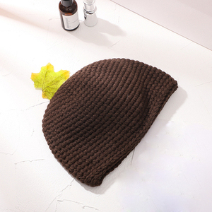 Chapeau de propriétaire <span class=keywords><strong>fait</strong></span> à la <span class=keywords><strong>main</strong></span> à la mode pour hommes et femmes <span class=keywords><strong>bonnet</strong></span> court tricoté en <span class=keywords><strong>laine</strong></span> épaisse - Product Image 4