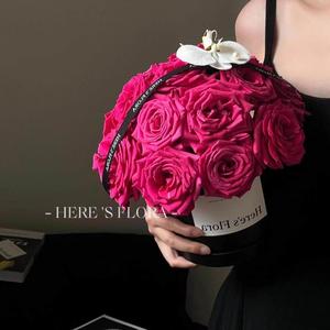 Scatola Cilindrica per Fiori Conservati, Disponibile in Varie Dimensioni, Confezione Regalo Vuota in Nero, Bianco e Rosa - Product Image 3