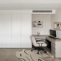 Bureau minimaliste italien du sol au plafond avec rangement pour livres et tiroir dissimulé sur mesure pour espace de travail privé de luxe dans un penthouse