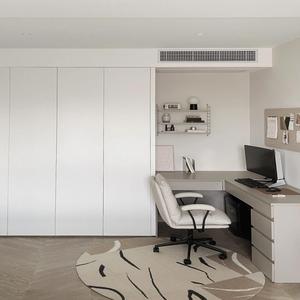 Escritorio Italiano Minimalista de Piso a Techo con Almacenamiento para Libros, Diseño de Cajón Oculto a Medida para Espacio de Trabajo Privado en Penthouse de Lujo - Product Image 1