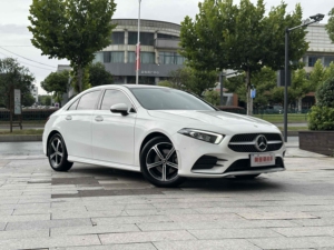 Modelo <span class=keywords><strong>2022</strong></span> de Premium de segunda mano Beijing <span class=keywords><strong>Benz</strong></span> A200L sedán deportivo coche de gasolina coche de combustible, sedán de segunda mano - Product Image 3