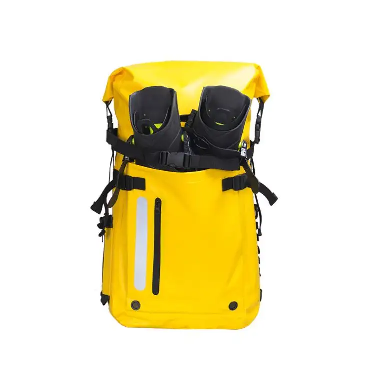 Factory Custom 2021 30L Pvc Outdoor Waterproof Backpack Beach Fin Swimming Diving Equipment Bag