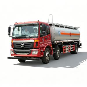 Camion-citerne Isuzu pour le transport de carburant 18m³-30m³ – Transporteur de matériaux en citerne – Matériel d'ingénierie pour le ravitaillement - Product Image 1