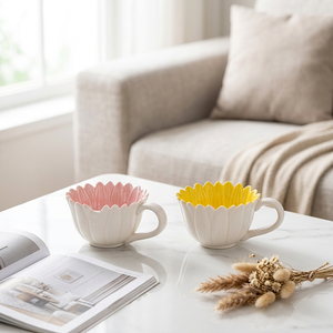 Redeco Skulpturierte Blütenblatt-Keramik-Teetasse mit 3D-Blumenrand, Gelb-Rosa Innen, Handgefertigt, Geburtstagsgeschenk für Sie - Product Image 6