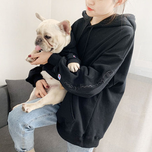 Toptan köpek giysileri nakış düz renk köpek hoodie eşleştirme köpek ve sahibi giysileri - Product Image 3