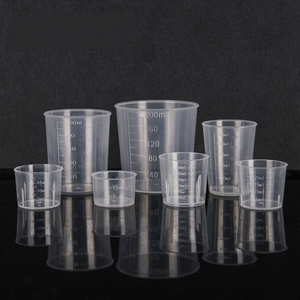 Taza Medidora de Plástico de 10 y 200 ml con Graduaciones para Uso en Cocina y Laboratorio - Product Image 1