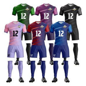 <span class=keywords><strong>Maillot</strong></span> de football rétro personnalisé <span class=keywords><strong>Bayern</strong></span> Munih, uniforme de football brodé respirant, <span class=keywords><strong>maillot</strong></span> de football rouge avec services OEM - Product Image 1