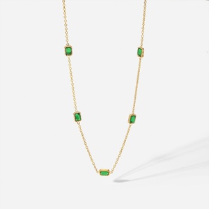 Collier vintage carré en zircon vert, collier en acier inoxydable plaqué or 18 carats, style INS, bijoux pour femmes - Product Image 1
